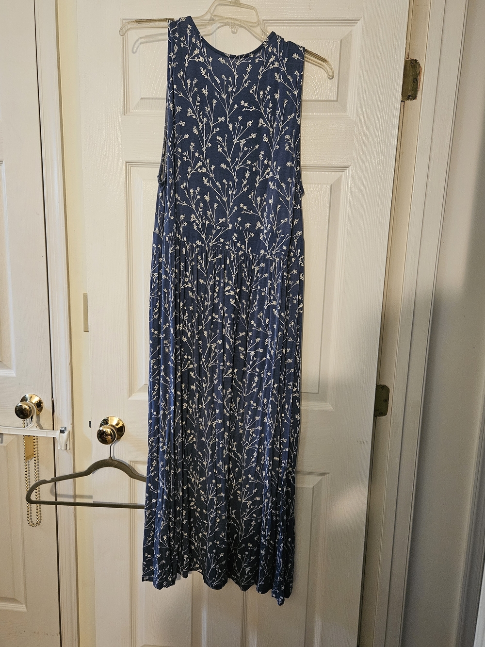 41 Hawthorn Navy Blue Maxi Dress with White Floral Print